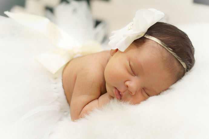 How to Take Stunning Photos of Your Newborn Baby